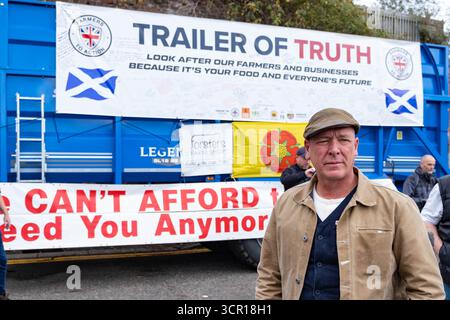 Liverpool, Merseyside, Royaume-Uni. 28 septembre 2025. Gareth Wyn Jones assiste à la manifestation Farmers to action contre la proposition des gouvernements travaillistes d'introduire une taxe de succession de 20 % sur les exploitations agricoles d'une valeur de plus de 1 million de livres sterling lors de la conférence du Parti travailliste à Liverpool. Credit Mark Lear / Alamy Live News Banque D'Images