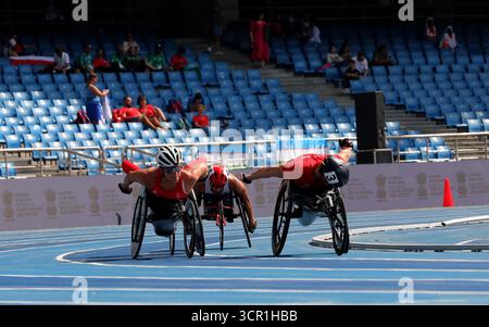 New Delhi, Inde. 28 septembre 2025. Catherine Debrunner de l'équipe Suisse participe à la finale du 5000m T54 féminin le deuxième jour des Championnats du monde de para Athlétisme New Delhi 2025 au Jawaharlal Nehru Stadium. Crédit : SOPA images Limited/Alamy Live News Banque D'Images