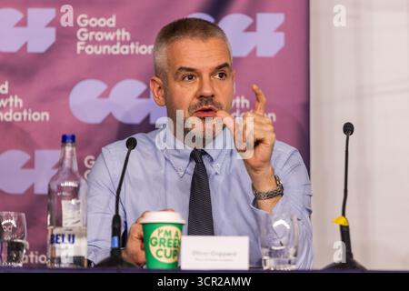 Liverpool, Royaume-Uni. 28 SEP, 2025. Oliver Coppard, maire du Yorkshire du Sud, prend la parole lors du premier jour de la conférence du Parti travailliste à Liverpool. Crédit Milo Chandler/Alamy Live News Banque D'Images