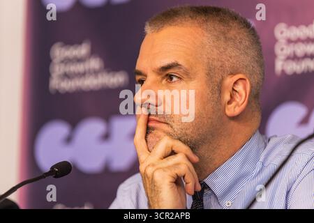 Liverpool, Royaume-Uni. 28 SEP, 2025. Oliver Coppard, maire du Yorkshire du Sud, prend la parole lors du premier jour de la conférence du Parti travailliste à Liverpool. Crédit Milo Chandler/Alamy Live News Banque D'Images