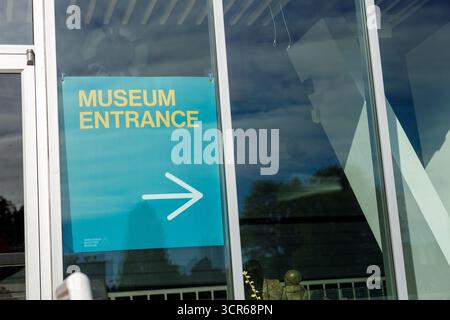 Vancouver, Canada - 15 septembre 2025 : façade dynamique du Musée maritime de Vancouver au design moderne Banque D'Images