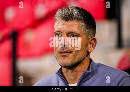 Eindhoven, pays-Bas. 29 septembre 2025. EINDHOVEN, 29-09-2025, PSV Campus de Herdgang, saison 2025/2026, Néerlandais Keuken Kampioen Divisie football, match entre Jong PSV et MVV, photo montre Jong PSV entraîneur-chef Stijn Schaars crédit : Pro Shots/Alamy Live News Banque D'Images