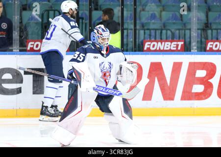 Saint-Pétersbourg, Russie. 29 septembre 2025. Ivan Kulbakov (35 ans) du Torpedo Hockey Club vu en action lors du match de hockey, Kontinental Hockey League 2025/2026 entre SKA Saint-Pétersbourg et Torpedo Nijni Novgorod au Palais des sports de glace. (Score final ; SKA Saint-Pétersbourg 2 :5 Torpedo Nijni Novgorod). (Photo de Maksim Konstantinov/SOPA images/SIPA USA) crédit : SIPA USA/Alamy Live News Banque D'Images