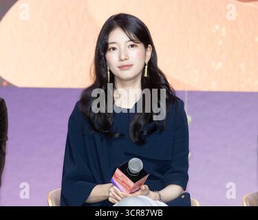 Séoul, Corée du Sud. 29 septembre 2025. L'actrice sud-coréenne Bae Su-ji, participe à une conférence de presse pour la série Netflix « génie, faire un vœu » au Josun Palace Seoul Gangnam à Séoul, Corée du Sud, le 29 septembre 2025. (Photo de Lee Young-ho/Sipa USA) crédit : Sipa USA/Alamy Live News Banque D'Images