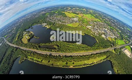 Photo aérienne, Elbsee et Unterbacher voir avec zone forestière, autoroute A46 à Hasseler Forst, globe terrestre, image fisheye, image à 360 degrés, monde minuscule, l Banque D'Images