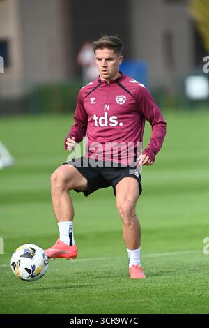 Oriam Sports Centre Edinburgh.Scotland, Royaume-Uni. 30 septembre 2025. Séance d'entraînement des coeurs pour le match Scottish Premiership vs Hibernian. Crédit : eric mccowat/Alamy Live News Banque D'Images