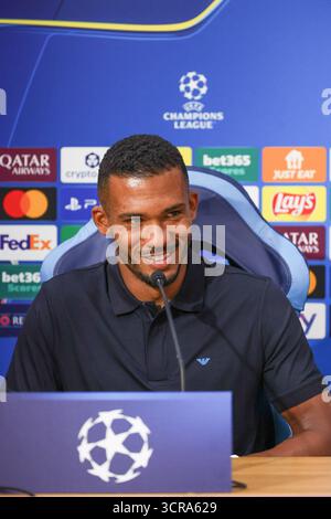 Naples, Campanie, ITALIE. 30 septembre 2025. Juan Jesus de SSC Napoli lors de la conférence de presse du 30 septembre 2025, valable pour la Ligue des Champions, avant le match de 2025/26 entre Napoli et Sporting Lisbon à Naples au Stadio Maradona.sur la photo : (crédit image : © Fabio Sasso/ZUMA Press Wire) USAGE ÉDITORIAL SEULEMENT ! Non destiné à UN USAGE commercial ! Crédit : ZUMA Press, Inc/Alamy Live News Banque D'Images