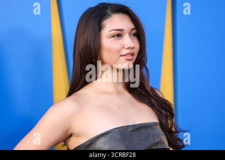 Hollywood, États-Unis. 29 septembre 2025. HOLLYWOOD, LOS ANGELES, CALIFORNIE, États-Unis - SEPTEMBRE 29 : Julia Garcia arrive à la première de Los Angeles de "Roofman" de Paramount Pictures qui a eu lieu au Paramount Theatre aux Paramount Pictures Studios le 29 septembre 2025 à Hollywood, Los Angeles, Californie, États-Unis. (Photo de Xavier Collin/image Press Agency) crédit : image Press Agency/Alamy Live News Banque D'Images