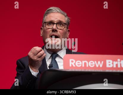Liverpool, Royaume-Uni. 30 septembre 2025. Keir Starmer, leader syndical, prononce son discours à la conférence à Liverpool. Crédit : Karl Black/Alamy Live News Banque D'Images