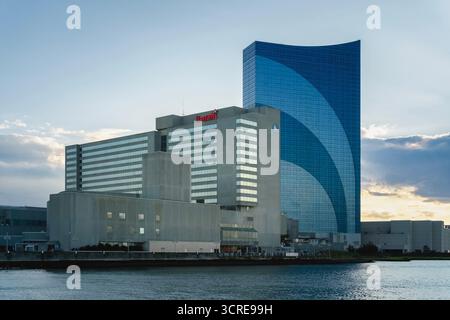Atlantic City, NJ - 28 août 2025 : Harrah's Resort Atlantic City est un hôtel casino dans le quartier de la marina d'Atlantic City, New Jersey, propriété de Vici P. Banque D'Images