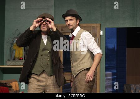 Silvio Hildebrandt (Dr Courtenay), Thilo Herrmann (Prof Marcus), LADYKILLERS, répétition photo sur 29.09.2025 au Berliner Kriminaltheater, Berlin, p Banque D'Images