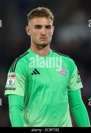 Leicester, Royaume-Uni. 30 septembre 2025. Jakub Stolarczyk de Leicester City lors du match Leicester City vs Wrexham Sky Bet Championship au King Power Stadium de Leicester. Le crédit photo devrait se lire : Cody Froggatt/Sportimage crédit : Sportimage Ltd/Alamy Live News Banque D'Images