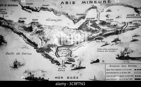 Carte illustrée des avancées alliées sur la péninsule de Gallipoli, publiée dans le miroir en septembre 1915. La carte montre les positions des troupes franco-britanniques, australiennes et néo-zélandaises depuis les débarquements d'avril au cap Helles et GABA Tepe jusqu'aux offensives de septembre. Les forces navales dans la mer Égée et les Dardanelles sont également représentées, soulignant la lutte stratégique pour le contrôle du détroit. Cet enregistrement visuel reflète la portée internationale et le coût élevé de la campagne de Gallipoli. Banque D'Images