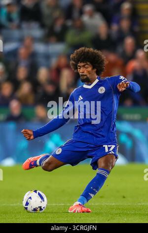 Leicester, Royaume-Uni. 30 septembre 2025. Hamza Choudhury de Leicester City pendant le match du Leicester City FC v Wrexham AFC Sky Bet EFL Championship au King Power Stadium, Leicester, Angleterre, Royaume-Uni le 30 septembre 2025 crédit : Lee Keuneke/Every second Media crédit : Every second Media/Alamy Live News Banque D'Images