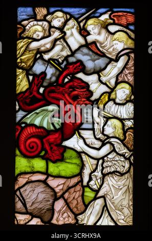 Milan, Italie - 28 juillet 2024 : fenêtres en verre coloré de l'église du Duomo - cathédrale de Milan, XVIe siècle Banque D'Images