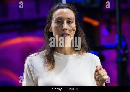 Turin, Italie. 1er octobre 2025. Laura Modiano intervient sur la scène de la Italian Tech week 2025. Banque D'Images