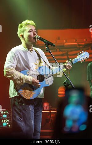 BARCELONE, ESPAÑA – SEPTIEMBRE 30. Alfa en concierto en la Sala Apolo el 30 de septiembre de 2025 en Barcelona, España. (Foto por Fernando Pérez) Banque D'Images