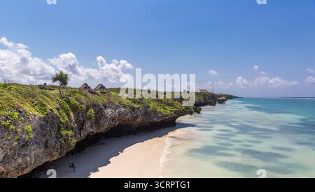 Plage exotique de Mtende sur la côte sud de l'île de Zanzibar, Tanzanie Banque D'Images
