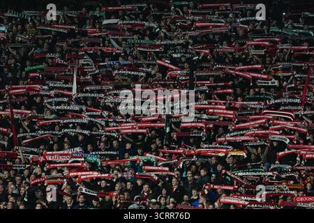 ROTTERDAM, 02-10-2025, Stadium de Kuip, saison 2025/2026, Europa League football . Match entre Feyenoord et Aston Villa, Picture montre les fans de Feyenoord crédit : Pro Shots/Alamy Live News Banque D'Images