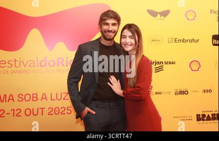 Rio de Janeiro, Brésil. 02 octobre 2025. Des célébrités assistent à la pré-première du Festival du film de Rio de Janeiro au cinéma Odeon à Rio de Janeiro, Brésil, le 2 octobre 2025. (Photo de Onofre Veras/Thenews2/NurPhoto) crédit : NurPhoto SRL/Alamy Live News Banque D'Images