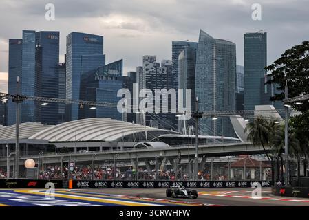 Singapour, Singapour. 03 Oct, 2025. Andrea Kimi Antonelli (ITA) Mercedes AMG F1 W16. 03.10.2025. Championnat du monde de formule 1, Rd 18, Grand Prix de Singapour, Marina Bay Street circuit, Singapour, Journée des essais. Crédit : James Moy/Alamy Live News Banque D'Images