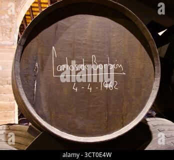 Sherry fût signé par la famille royale espagnole Carlos de Borbon 4 avril 1962 Gonzalez Byass bodegas Jerez de la Frontera Cádiz Andalousie Espagne Europe Banque D'Images
