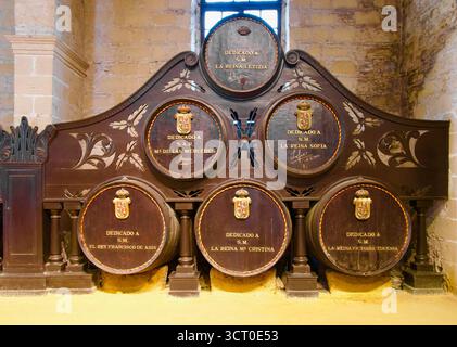 Fûts de sherry dédiés aux membres de la famille royale Reine Letizia Reine Sofia Gonzalez Byass bodegas Jerez de la Frontera Cádiz Andalousie Espagne Europe Banque D'Images