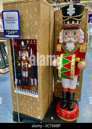 Casse-noix de Noël chantant et battant Banque D'Images