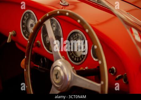 Le Ferrari Museo Enzo Ferrari Museum à Modène, dans le nord de l'Italie Banque D'Images