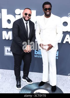 (FILE) Sean 'Diddy' Combs condamné à plus de quatre ans de prison. Le juge Arun Subramanian de la Cour de district des États-Unis a rendu le jugement d'un peu plus de quatre ans de prison dans un tribunal de Manhattan, New York City, New York le vendredi 3 octobre 2025. LAS VEGAS, NEVADA, États-Unis - 15 MAI : directeur de disques, gestionnaire de talents, entrepreneur, philanthrope et PDG de XO Wassim Sal Slaiby et rappeur, chanteur, acteur, producteur de disques et directeur de disques américain Diddy (Sean Love Combs, également connu sous ses noms de scène Puff Daddy ou P. Diddy) arrivent aux Billboard Music Awards 2022 qui se tiennent au MGM Gran Banque D'Images