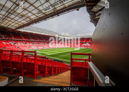 Manchester, Angleterre, Royaume-Uni. 04 octobre 2025. Vue au sol à l'intérieur du stade pendant le match Manchester United FC vs Sunderland AFC English premier League à Old Trafford, Manchester, Angleterre, Royaume-Uni le 4 octobre 2025 crédit : Phil Duncan/Every second Media crédit : Every second Media/Alamy Live News Banque D'Images