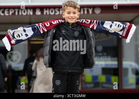 ÉDIMBOURG, ÉCOSSE - 04 OCTOBRE : un fan de Hearts avant un match de William Hill entre Heart of Midlothian et Hibernian au Tynecastle Park, le 04 octobre 2025, à Édimbourg, en Écosse. (Photo de Paul Byars / Alamy Live News) Banque D'Images