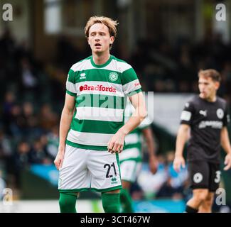 Yeovil, Royaume-Uni. 04 octobre 2025. Harvey Greenslade Enterprise National League match de Yeovil Town entre Yeovil Town et Boreham Wood au stade Huish Park, Yeovil photo par crédit : Martin Edwards/Alamy Live News Banque D'Images