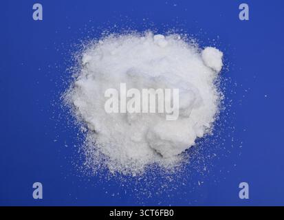 L'acide oxalique est un acide organique dont le nom systématique est l'acide éthanedioïque Banque D'Images