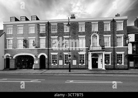 The Beverley Arms Hotel, North Bar Within, ville de Beverley, East Riding of Yorkshire, Angleterre, Royaume-Uni Banque D'Images