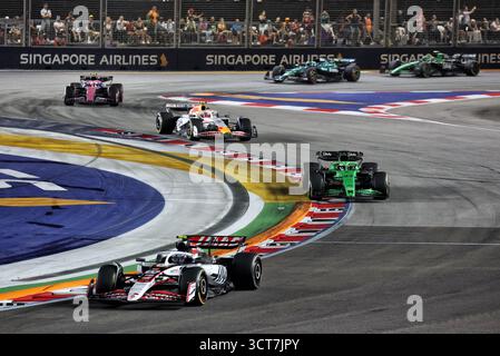 Singapour, Singapour. 05 octobre 2025. Oliver Bearman (GBR) Haas TTB-25. 05.10.2025. Championnat du monde de formule 1, Rd 18, Grand Prix de Singapour, Marina Bay Street circuit, Singapour, jour de la course. Crédit : James Moy/Alamy Live News Banque D'Images