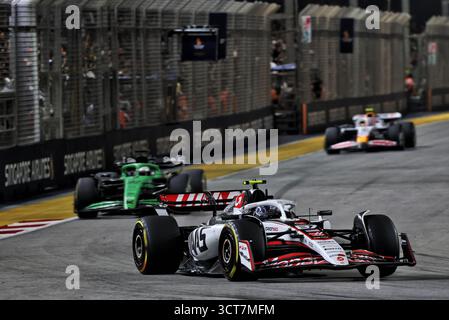 Singapour, Singapour. 05 octobre 2025. Oliver Bearman (GBR) Haas TTB-25. 05.10.2025. Championnat du monde de formule 1, Rd 18, Grand Prix de Singapour, Marina Bay Street circuit, Singapour, jour de la course. Le crédit photo devrait se lire : XPB/Alamy Live News. Banque D'Images