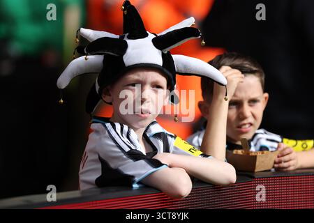 Newcastle upon Tyne, Royaume-Uni. 5 octobre 2025. Les fans lors du Newcastle United vs Nottingham Forest premier League match au James' Park, Newcastle upon Tyne. Le crédit photo devrait se lire : Nigel Roddis/Sportimage crédit : Sportimage Ltd/Alamy Live News Banque D'Images