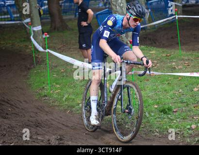 Gijón, Espagne, 5 octobre 2025 : le cycliste C'Chartres cyclisme Tom Ferreira (46) lors du XV Trophée Villa de Gijón le 5 octobre 2025, à Gijón, Espagne. Crédit : Alberto Brevers / Alamy Live News. Banque D'Images
