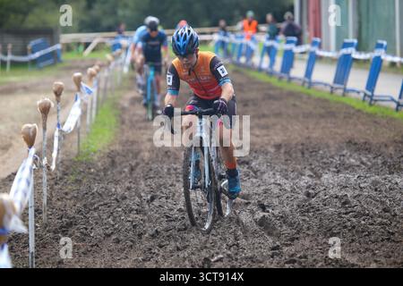 Gijón, Espagne, 5 octobre 2025 : cycliste Borja Gómez (37 ans) lors du 15e Trophée Villa de Gijón le 5 octobre 2025, à Gijón, Espagne. Crédit : Alberto Brevers / Alamy Live News. Banque D'Images