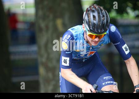Gijón, Espagne, 5 octobre 2025 : le cycliste C'Chartres cyclisme Tom Ferreira (46) lors du XV Trophée Villa de Gijón le 5 octobre 2025, à Gijón, Espagne. Crédit : Alberto Brevers / Alamy Live News. Banque D'Images