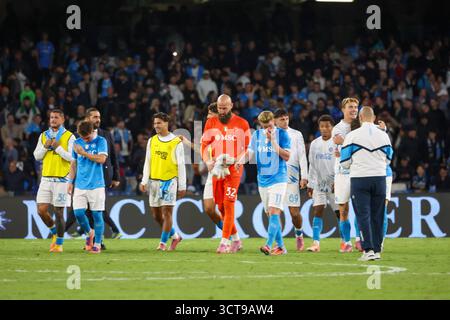 Naples, Campanie, ITALIE. 5 octobre 2025. Lors du match de football Italien Serie A 2025/26 entre la SSC Napoli et Gênes le 5 octobre 2025, au stade Diego Armando Maradona de Naples.photo : (crédit image : © Fabio Sasso/ZUMA Press Wire) USAGE ÉDITORIAL SEULEMENT ! Non destiné à UN USAGE commercial ! Crédit : ZUMA Press, Inc/Alamy Live News Banque D'Images
