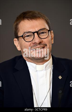 Bruxelles, Belgique. 06 octobre 2025. Le nouvel évêque de Namur Fabien Lejeusne photographié lors d'une conférence de presse pour annoncer deux nouveaux évêques, par la Conférence épiscopale de Belgique à Bruxelles, lundi 06 octobre 2025. BELGA PHOTO ERIC LALMAND crédit : Belga News Agency/Alamy Live News Banque D'Images