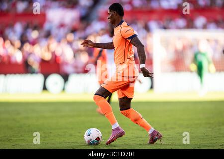 Séville, Espagne. 05 octobre 2025. Marcus RASHFORD de Barcelone lors du match de football de la Ligue espagnole entre Sevilla FC et FC Barcelone le 5 octobre 2025 au stade Ramon Sanchez-Pizjuan de Sevilla, Espagne - photo Rafael Roman/Matthieu Mirville/DPPI crédit : DPPI Media/Alamy Live News Banque D'Images