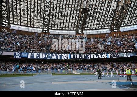 5 octobre 2025, Diego Armando Maradona Stadium, Naples, Italie ; Serie A Enilive Football match ; Napoli contre Gênes ; les fans de Napoli Banque D'Images