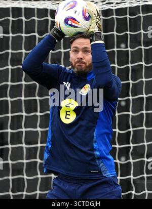 Le gardien écossais Craig Gordon lors d'une séance d'entraînement à Lesser Hampden, Glasgow. Date de la photo : lundi 6 octobre 2025. Banque D'Images