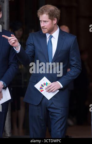 Londres, Angleterre, 03.14.2016 le prince Harry assiste à un service du Commonwealth à l'abbaye de Westminster à Londres. Banque D'Images