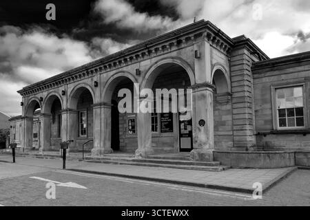 La façade de la gare de Whitby, North Yorkshire, Angleterre Banque D'Images