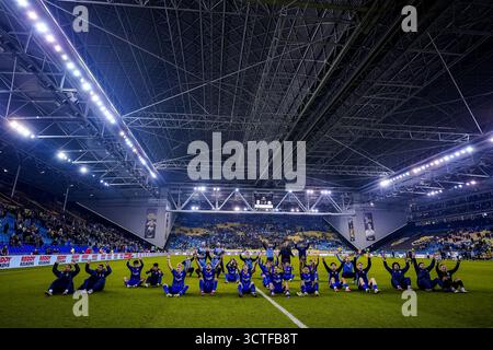 Arnhem, pays-Bas. 06 octobre 2025. ARNHEM, 06-10-2025, GelreDome, saison 2025/2026, football néerlandais Keuken Kampioen Divisie, match entre vitesse et FC Den Bosch, la photo montre les joueurs du FC Den Bosch fêtent la victoire de leur équipe crédit : Pro Shots/Alamy Live News Banque D'Images