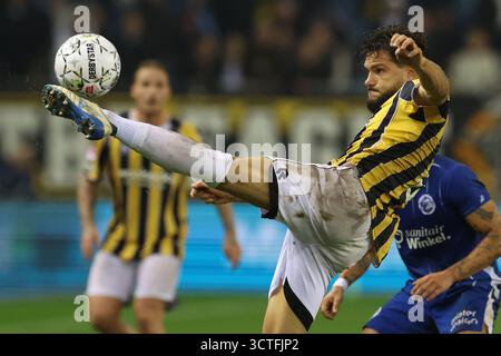 Arnhem, pays-Bas. 06 octobre 2025. ARNHEM, PAYS-BAS - 6 OCTOBRE : lors du match néerlandais Keuken Kampioen Divisie entre vitesse et FC Den Bosch au Stadion Gelredome le 6 octobre 2025 à Arnhem, pays-Bas. (Photo de Ben Gal/Orange Pictures) crédit : Orange pics BV/Alamy Live News Banque D'Images